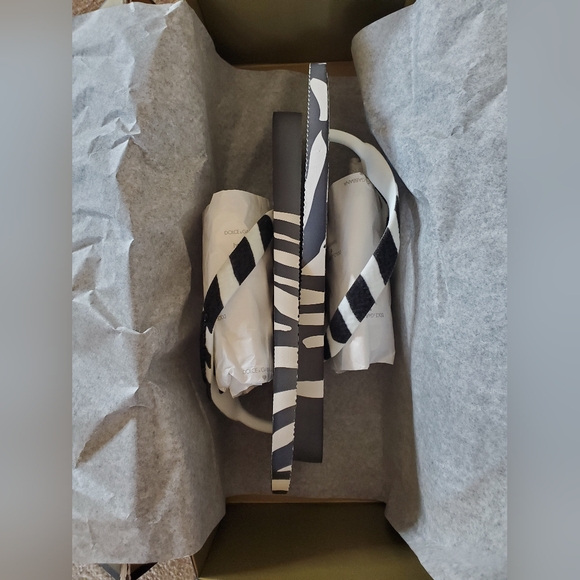 Havaianas x Dolce Gabbana Flip Flops Sz 7/8 - Picture 4 of 9